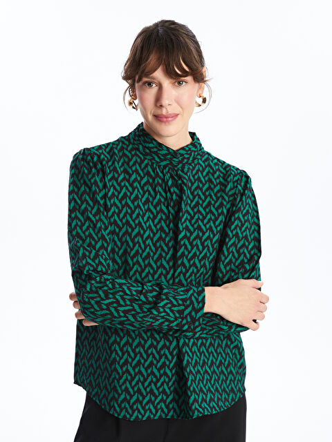 LCWAIKIKI Classic Dik Yaka Desenli Oversize Kadın Bluz - W4JI10Z8-LQJ