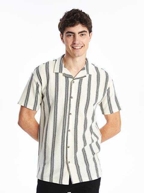 XSIDE Slim Fit Kısa Kollu Çizgili Erkek Gömlek - W4JO74Z8-LEG