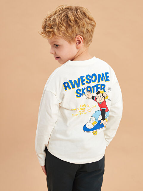 LCW Kids Bisiklet Yaka Uzun Kollu Nostaljik Maymun Baskılı Erkek Bebek Tişört - W4JP00Z1-FDU