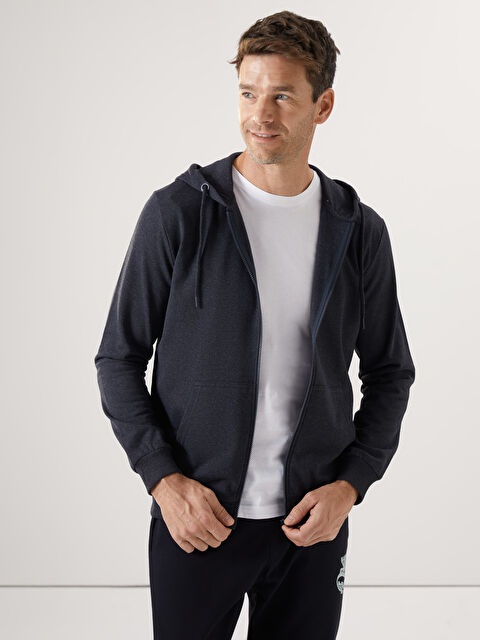 LCW ECO Kapüşonlu Uzun Kollu Erkek Fermuarlı Sweatshirt - W4K123Z8-L8N