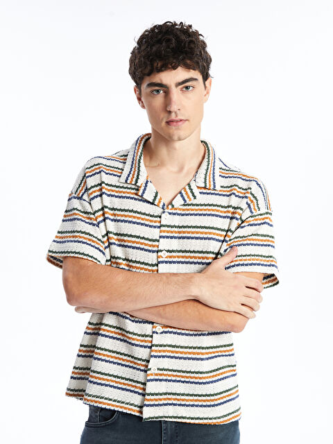 XSIDE Regular Fit Kısa Kollu Çizgili Erkek Gömlek - W4K264Z8-LGE