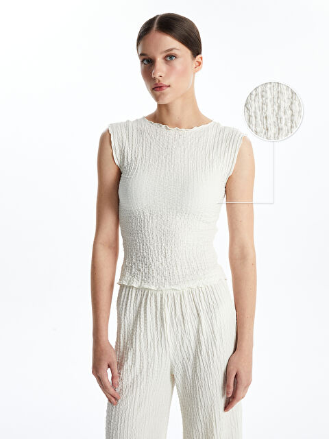 LCW Vision Bisiklet Yaka Dokulu Kadın Tişört - W4K743Z8-R9J