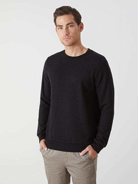 LCWAIKIKI Classic Bisiklet Yaka Uzun Kollu Erkek Sweatshirt - W4K801Z8-CVL