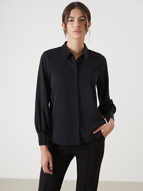 LCWAIKIKI Classic Taş Detaylı Aerobin Kadın Gömlek - W4KG81Z8-CVL