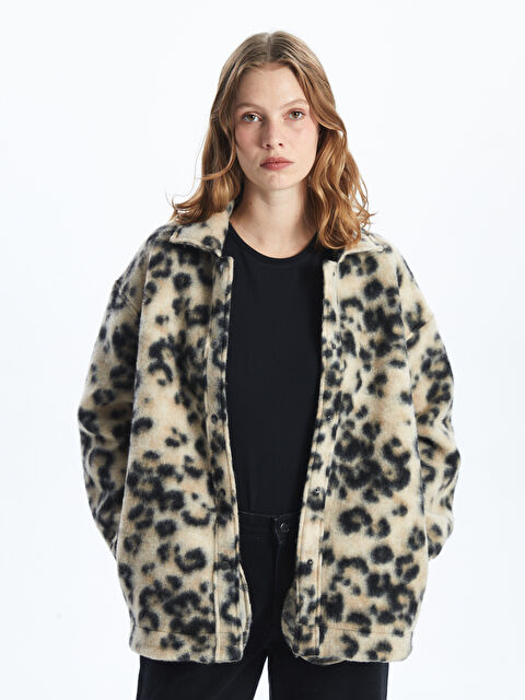 LCWAIKIKI Classic Leopar Desenli Oversize Kadın Pelüş Gömlek Ceket - W4KI16Z8-LSR
