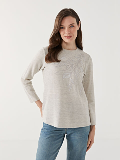 LCW Grace Bisiklet Yaka Pul İşlemeli Kadın Bluz - W4KM92Z8-L8Q