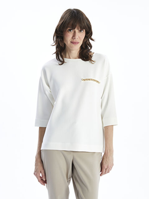 LCWAIKIKI Basic Bisiklet Yaka Zincir Detaylı Kadın Tişört - W4KO24Z8-R9J