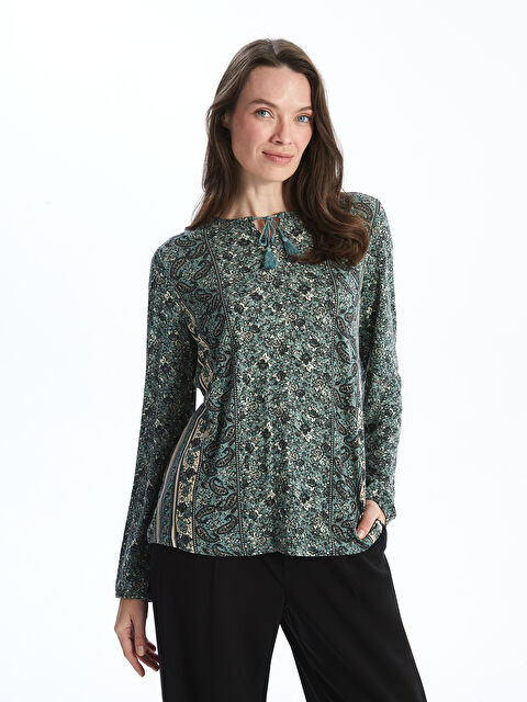 LCW Grace Bağlamalı Yaka Desenli Kadın Bluz - W4L165Z8-LS6