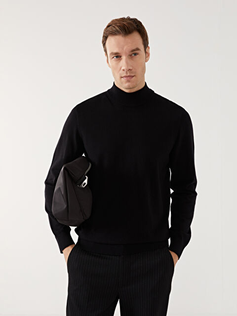 LCWAIKIKI Classic Yarım Balıkçı Yaka Uzun Kollu Erkek Triko Kazak - W4L253Z8-CVL