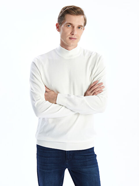 LCWAIKIKI Classic Yarım Balıkçı Yaka Uzun Kollu Erkek Triko Kazak - W4L253Z8-R9J