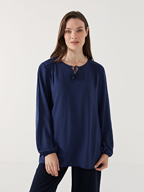 LCW Grace Bağlamalı Yaka Kadın Bluz - W4L258Z8-R40