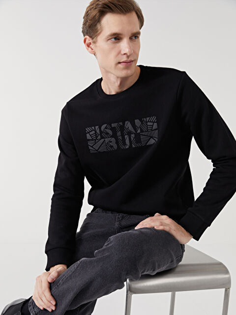 LCWAIKIKI Classic Bisiklet Yaka Uzun Kollu Baskılı Kalın Erkek Sweatshirt - W4L992Z8-CVL