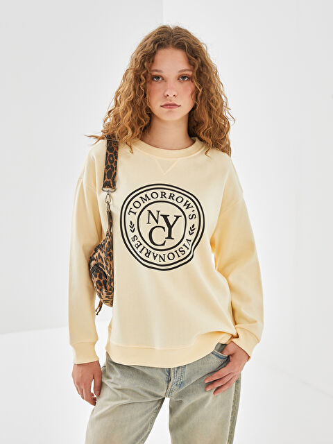 LC WAIKIKI Bisiklet Yaka Baskılı Oversize Kadın Sweatshirt - W4LA59Z8-FEZ