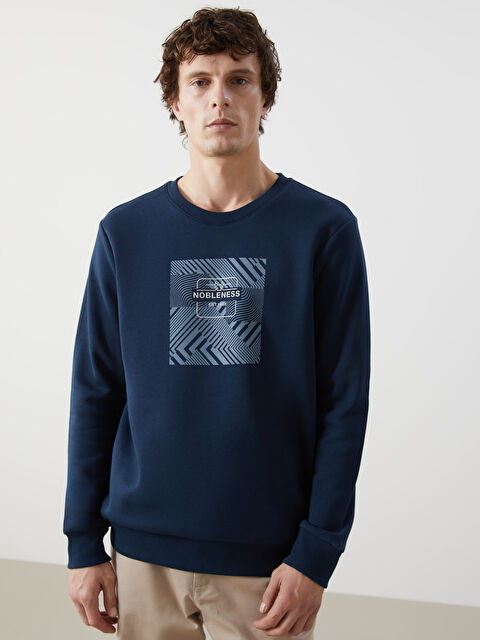LCWAIKIKI Classic Bisiklet Yaka Baskılı Erkek Kalın Sweatshirt - W4LD04Z8-Z5N