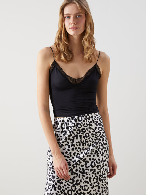 LCW Vision V Yaka Dantel Detaylı Crop Kadın Bluz - W4LI82Z8-CVL