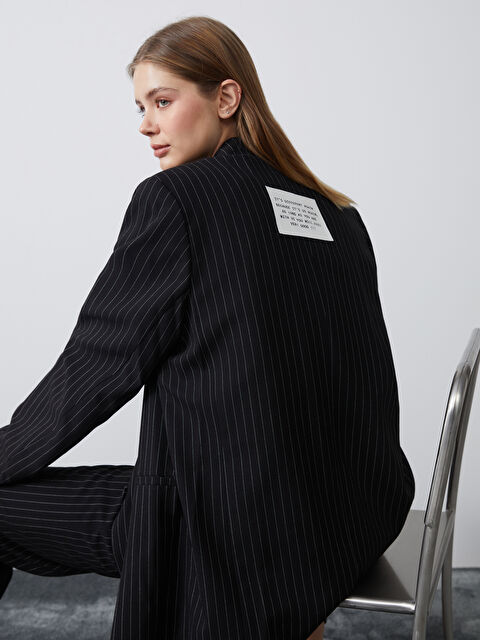 LC WAIKIKI Çizgili Kadın Blazer Ceket - W4LO12Z8-MXM