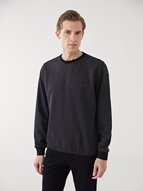 LCWAIKIKI Classic Bisiklet Yaka Uzun Kollu Erkek Sweatshirt - W4LS99Z8-CVL