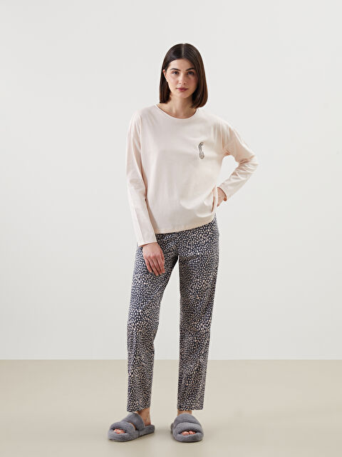 LCW DREAM Bisiklet Yaka Leopar Desenli Kadın Pijama Takımı - W4LU44Z8-LRX