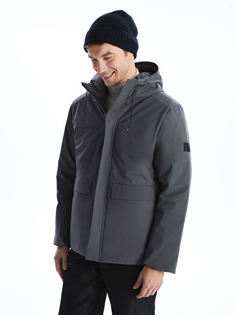 LCWAIKIKI Classic Standart Kalıp Kapüşonlu Erkek Mont - W4M110Z8-D5M