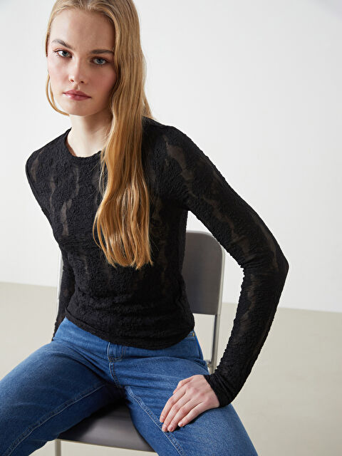 LCW Vision Bisiklet Yaka Dokulu Kadın Bluz - W4M325Z8-CVL