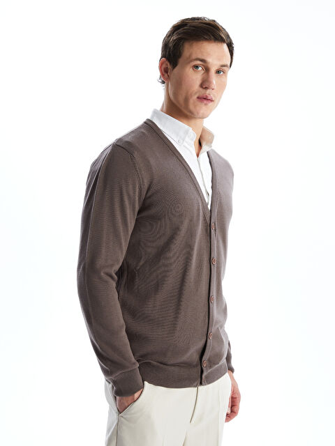 LCWAIKIKI Classic Standart Kalıp V Yaka Erkek Triko Hırka - W4M603Z8-DFV