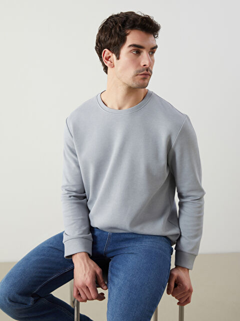 LCWAIKIKI Classic Bisiklet Yaka Uzun Kollu Erkek Sweatshirt - W4M980Z8-YEG