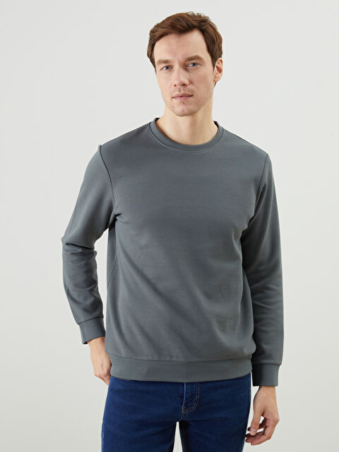 LCWAIKIKI Classic Bisiklet Yaka Uzun Kollu Erkek Sweatshirt - W4M980Z8-YNT