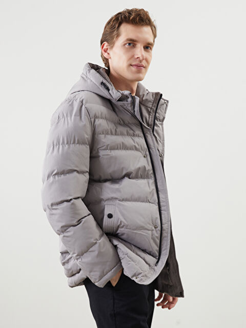 LCWAIKIKI Classic Standart Kalıp Kapüşonlu Erkek Şişme Mont - W4MB97Z8-CV5