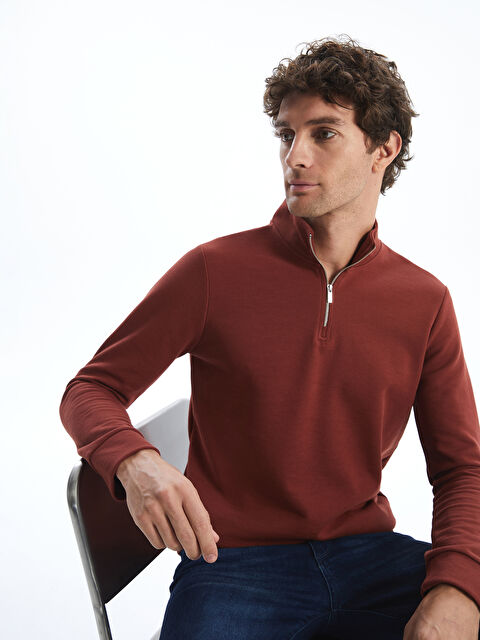 LCWAIKIKI Classic Dik Yaka Erkek Sweatshirt - S50536Z8-YPC