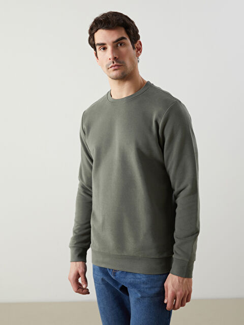 LCWAIKIKI Basic Bisiklet Yaka Uzun Kollu Erkek Sweatshirt - S50539Z8-SQS