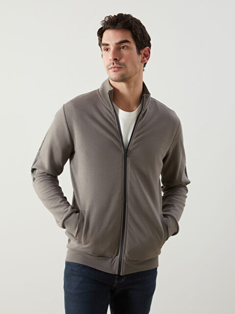 LCWAIKIKI Basic Dik Yaka Erkek Sweatshirt - S50818Z8-YMG