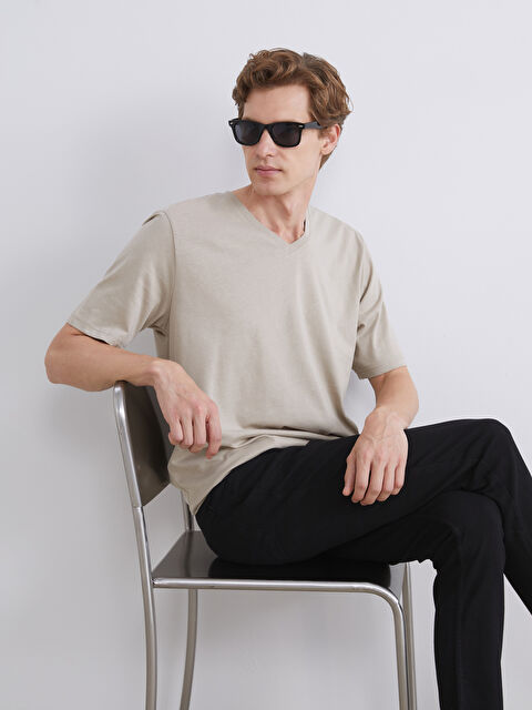 LCWAIKIKI Classic V Yaka Kısa Kollu Penye Erkek Tişört - S50845Z8-8TK