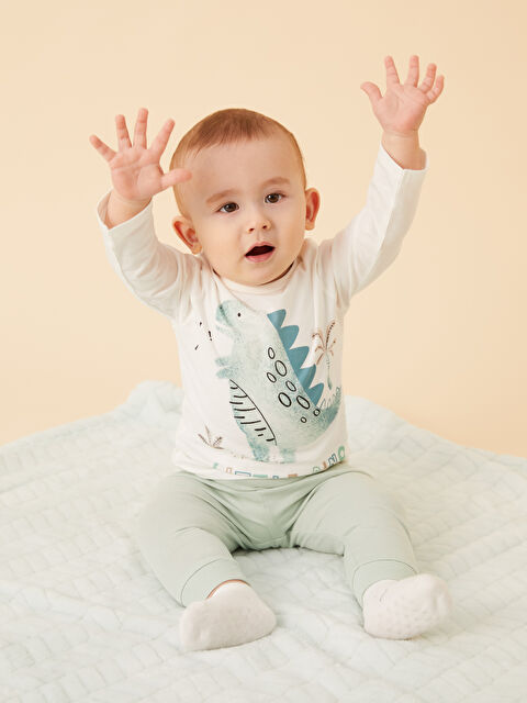 LCW baby Dinozor Baskılı Erkek Bebek Pijama Takım - S51736Z1-FDU