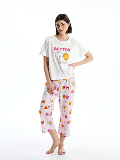 LCW Young Bisiklet Yaka Baskılı Kadın Kaprili Pijama Takımı - S51763Z8-LSZ