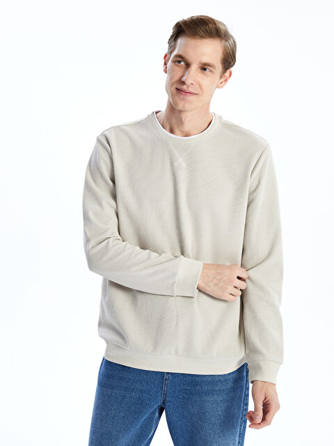 LCWAIKIKI Classic Crew Neck Long Sleeve Men's Sweatshirt - S51994Z8-YJ4
