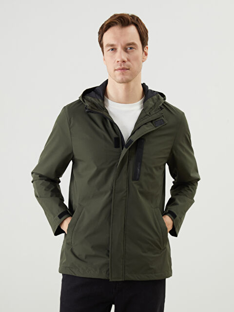 LCWAIKIKI Classic Standart Kalıp Kapüşonlu Erkek Mont - S52517Z8-V9A