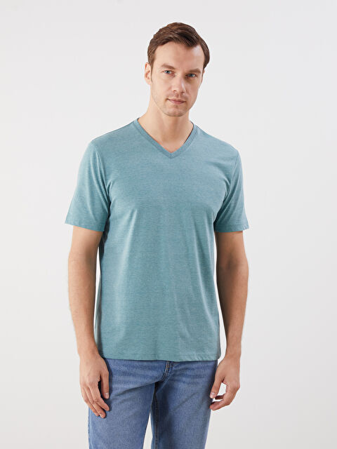 LCWAIKIKI Classic V Yaka Kısa Kollu Penye Erkek Tişört - S52843Z8-LA4