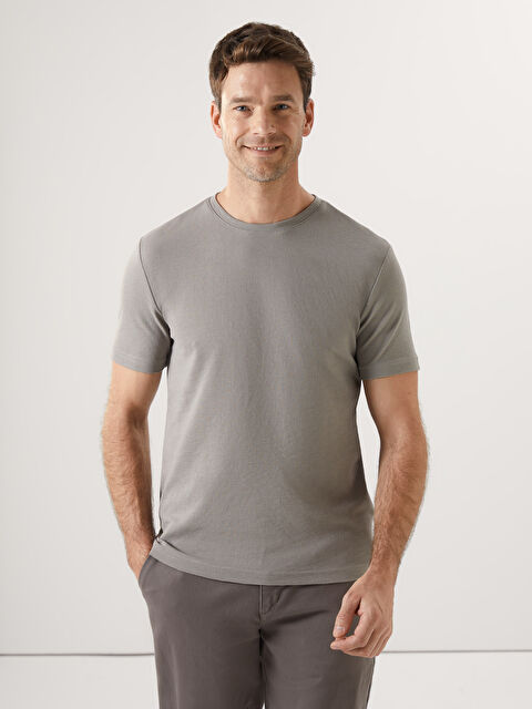 LCWAIKIKI Classic Bisiklet Yaka Kısa Kollu Erkek Dokulu Tişört - S52849Z8-YM7