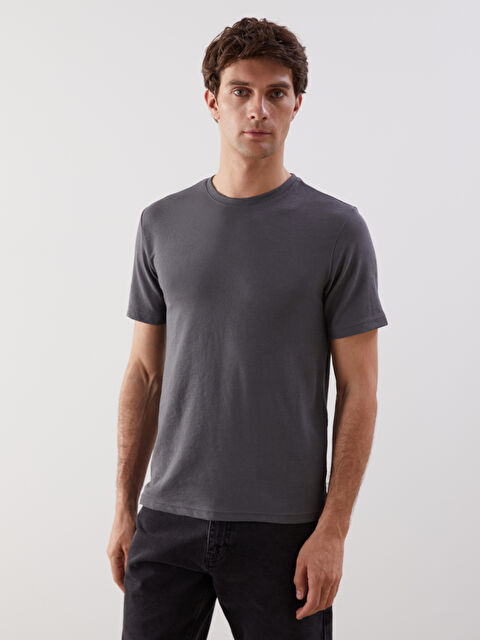 LCWAIKIKI Classic Bisiklet Yaka Kısa Kollu Erkek Dokulu Tişört - S52849Z8-YP2