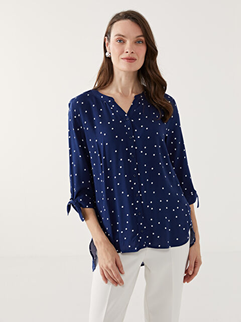 LCW Grace Kaçık Yaka Puantiyeli Kadın Bluz - S53333Z8-LSJ