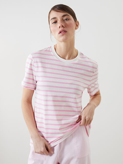 LCW Vision Bisiklet Yaka Çizgili Kadın Tişört - S54861Z8-LHK