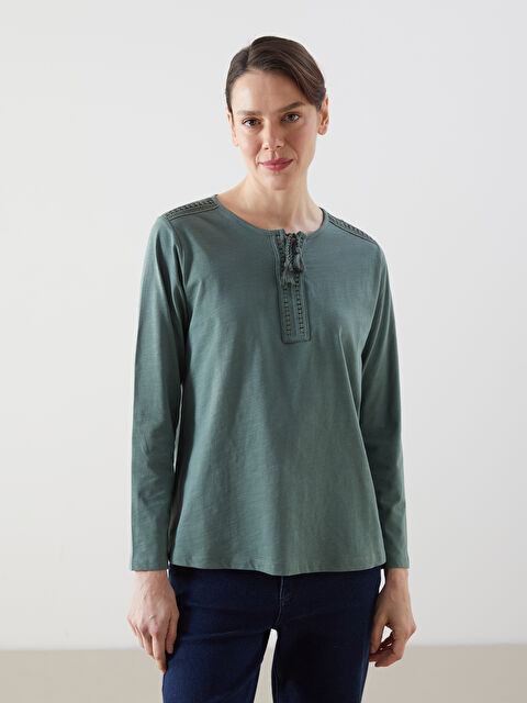 LCW Grace Bağlamalı Yaka Nakışlı Kadın Bluz - S54998Z8-GQQ