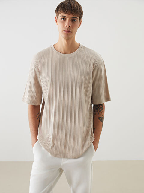 LCW Vision Bisiklet Yaka Kısa Kollu Erkek Tişört - S55169Z8-J0B