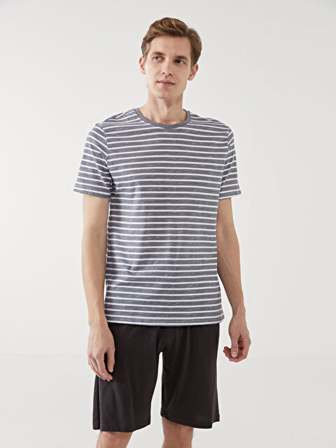 LC WAIKIKI طقم بيجاما قصير عادي للرجال - S55548Z8-LRW