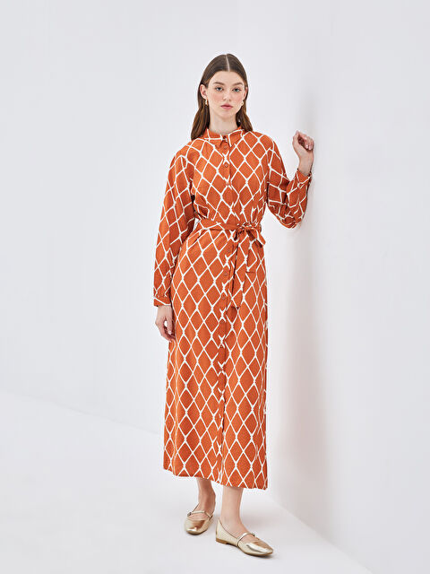 LCW Modest فستان قميص طويل منقوش للسيدات مع وشاح - S55572Z8-LSR