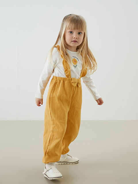 LCW baby Bisiklet Yaka Kız Bebek Bluz ve Askılı Pantolon 2'li - S56770Z1-FDU