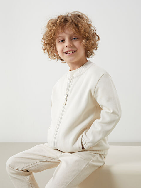LCW Kids Basic Erkek Çocuk Fermuarlı Sweatshirt - S57092Z1-QVK