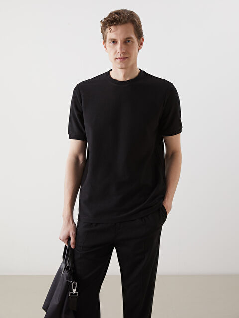 LCWAIKIKI Classic Bisiklet Yaka Kısa Kollu Erkek Tişört - S57186Z8-CVL