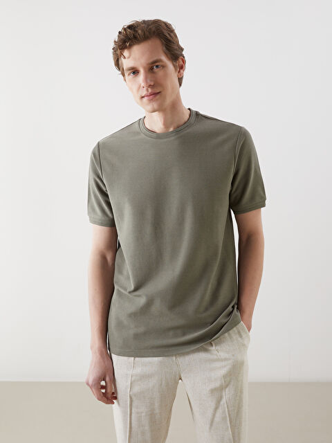 LCWAIKIKI Classic Bisiklet Yaka Kısa Kollu Erkek Tişört - S57186Z8-YFH