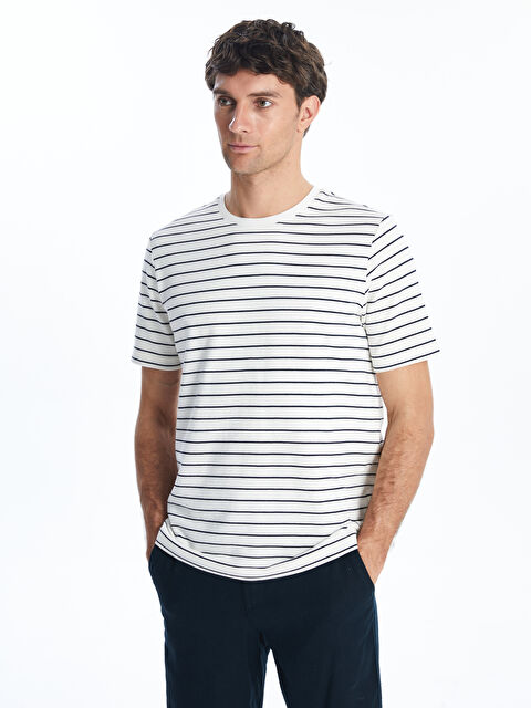LCWAIKIKI Classic Bisiklet Yaka Çizgili Erkek Tişört - S57190Z8-R9J